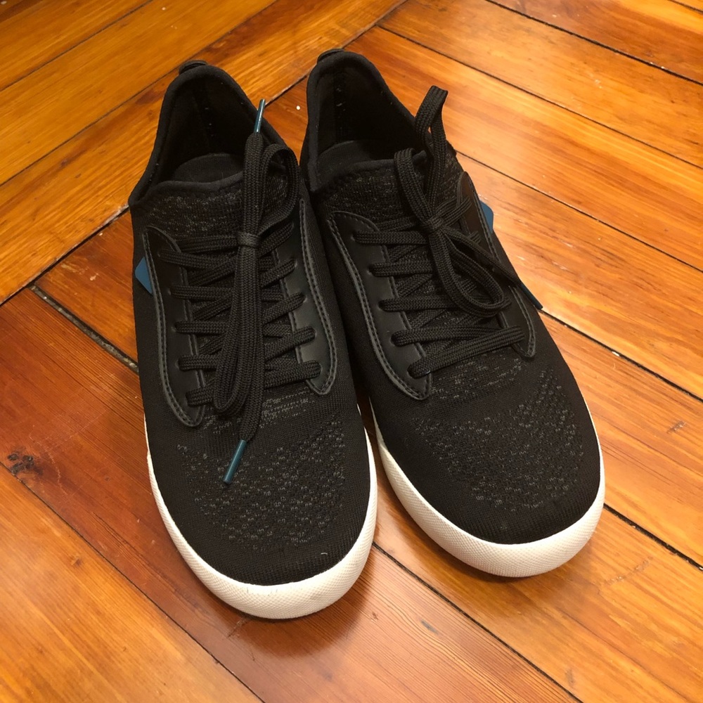 Vessi Asphalt Black sneaker size W9